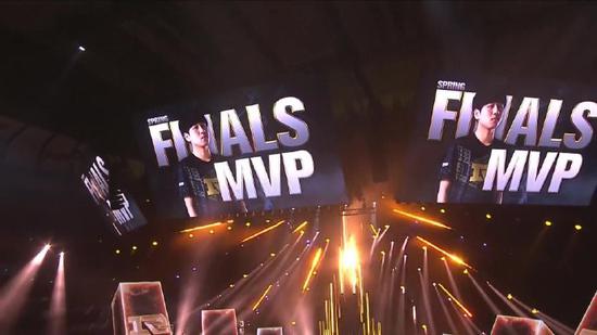 成都AG超玩会创造KPL历史 四连冠荣耀加冕